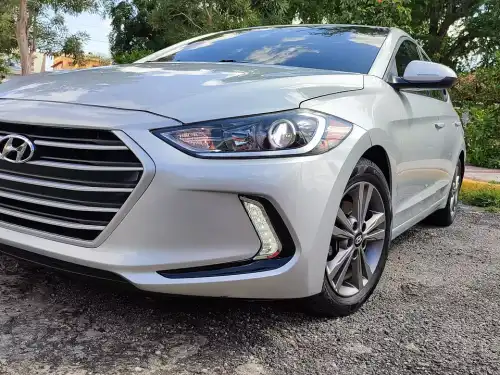 Hyundai Elantra 2018 SEL | NEGOCIABLE | FINANCIAMIENTO DISPONIBLE| NO 